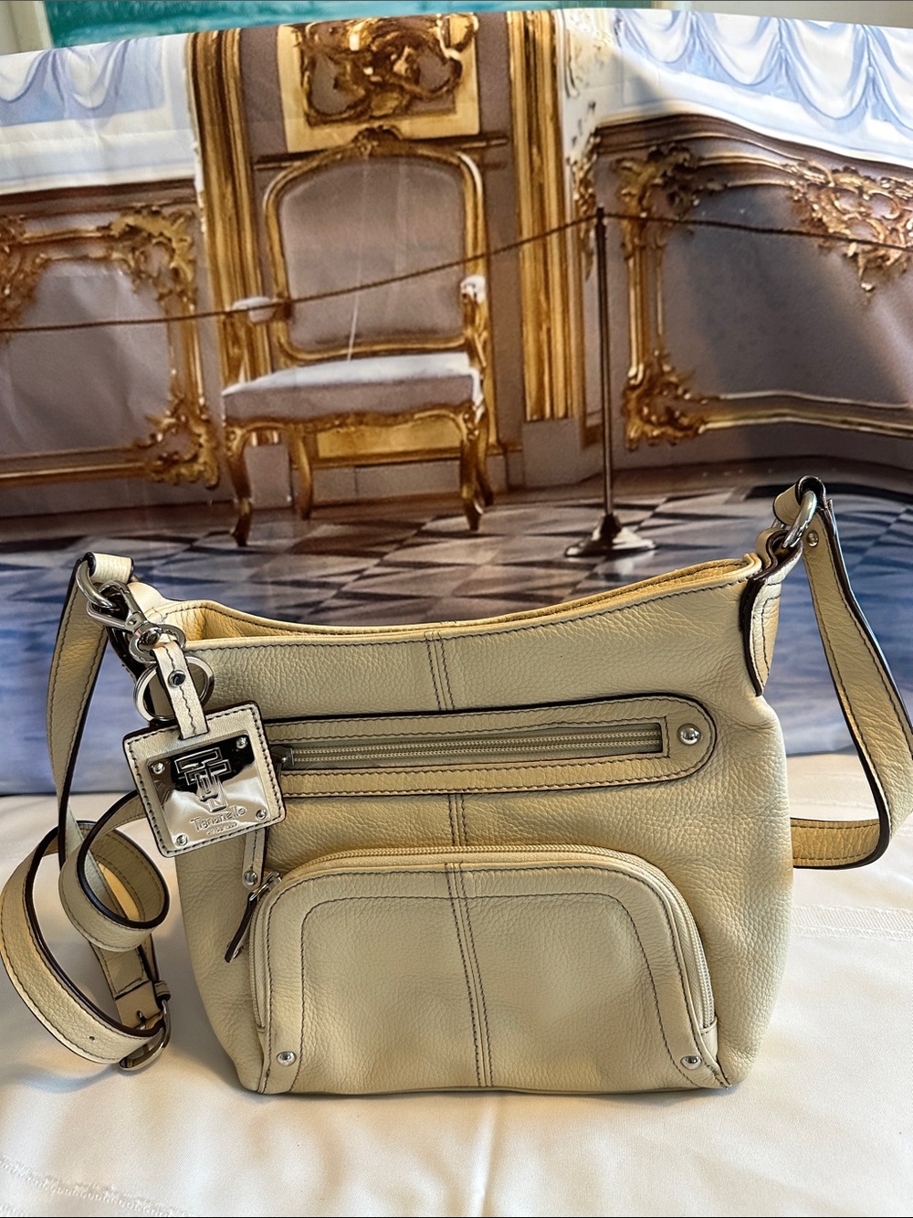 Tignanello Cream Ivory Pebbled Leather Shoulder Crossbody Bag Multi Pocket Silve